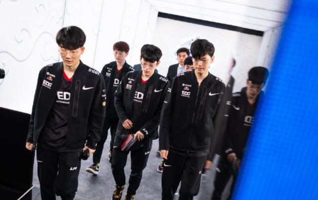 他不仅可以 他不仅可以