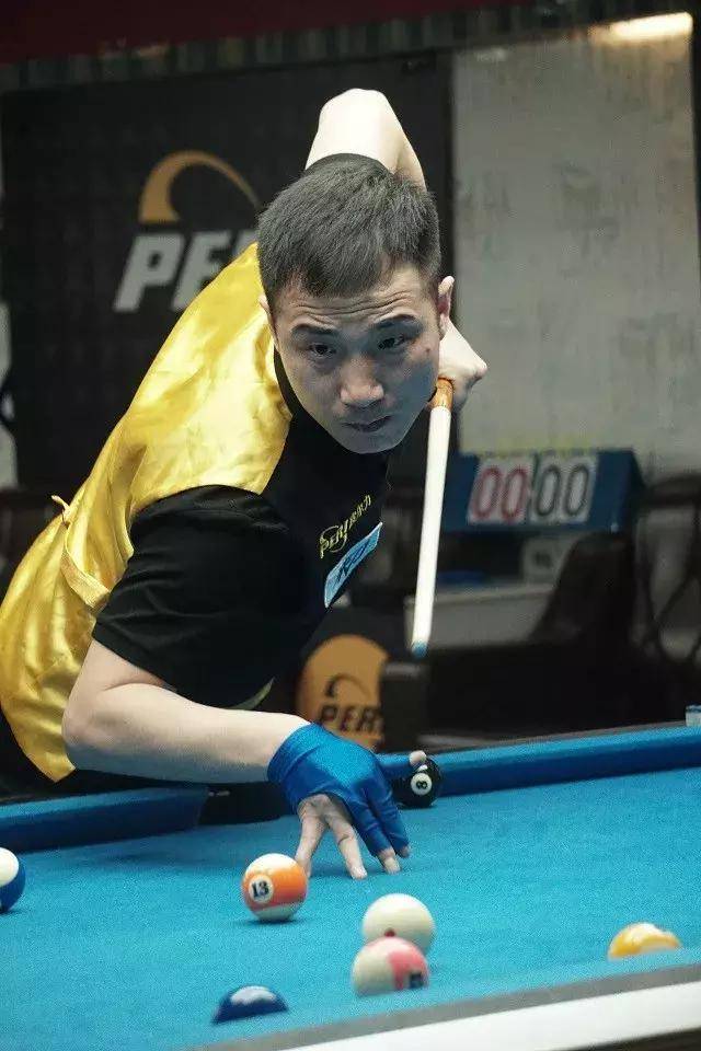 坦诚之间的 坦诚之间的